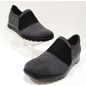 Munro KJ Slip On Sneakers Women Sz 8 W Black Gray Fabric Gore Lite Loafers Shoes